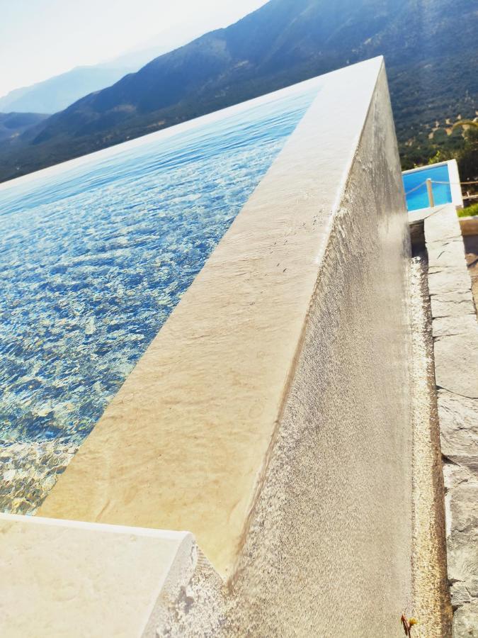 Villa Kefali Kavoúsion Exteriör bild